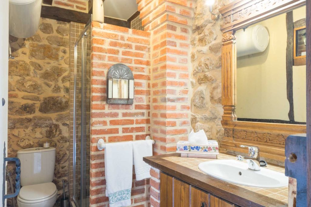 Casa de al Lado - Baño Completo Planta Superior